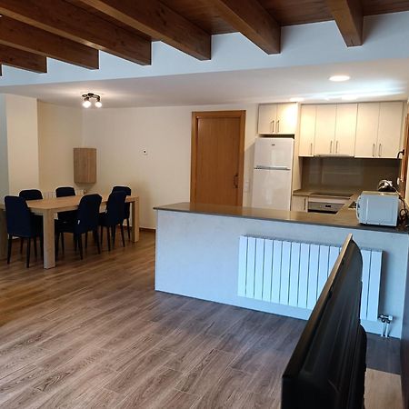 Apartmán Rural Berros La Guingueta D'Aneu Exteriér fotografie