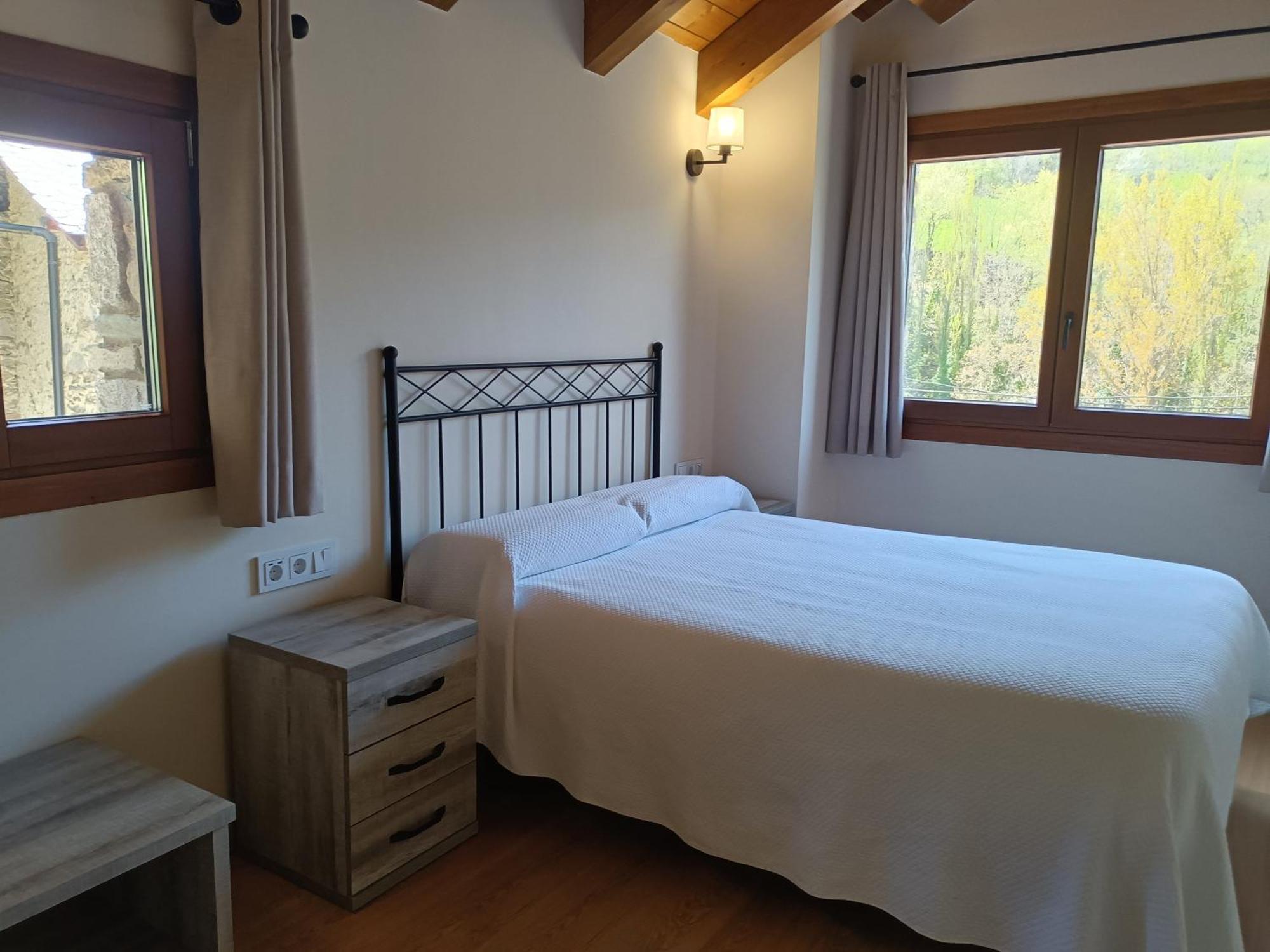 Apartmán Rural Berros La Guingueta D'Aneu Exteriér fotografie